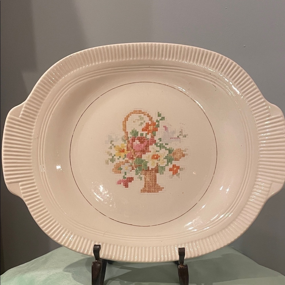 Floral Basket design Oval Platter vintage Salem China victory pattern